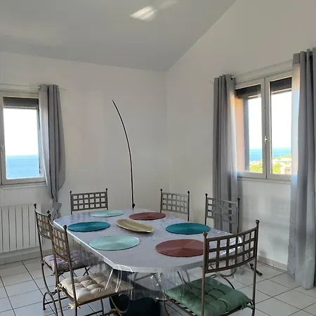 Avec Magnifique Vue بيت للعطل